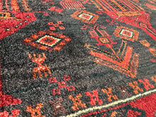 画像をギャラリービューアに読み込む, Celina - Vintage Tribal Baluch Wool Rug
