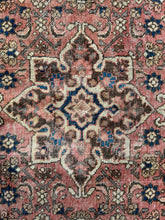 Загрузить изображение в средство просмотра галереи, Clemens - Vintage Hand Made Malayer Persian Rug
