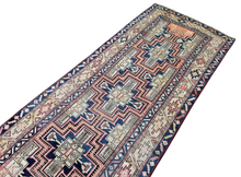 画像をギャラリービューアに読み込む, Carina  - Vintage Hand Made Caucasian Kazak Runner
