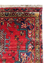 Lade das Bild in den Galerie-Viewer, Björn - Vintage Hand Made Caucasian Heriz Runner
