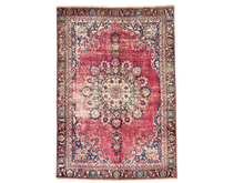 Load image into Gallery viewer, Erbil - Vintage Kurdish Persian Carpet 8'9" x 6'1"
