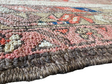 Charger l&#39;image dans la galerie, Jana - Vintage Caucasian Kazak Runner
