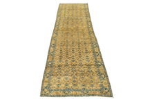 Load image into Gallery viewer, Danube - Vintage Hand Made Mahal Runner
