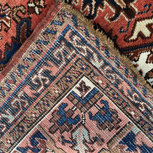 Carica l&#39;immagine nel visualizzatore di Gallery, Henley - Vintage Heriz Rug
