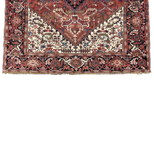 画像をギャラリービューアに読み込む, Devon - Vintage Serapi Carpet
