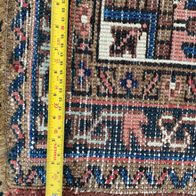 Cargar imagen en el visor de la galería, Henley - Vintage Heriz Rug
