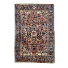 Carregar imagem no visualizador da galeria, Marlow - Vintage Heriz Carpet
