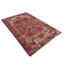 Lade das Bild in den Galerie-Viewer, Cameron - Vintage Heriz Carpet
