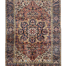 Загрузить изображение в средство просмотра галереи, Marlow - Vintage Heriz Carpet
