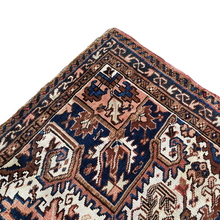 Charger l&#39;image dans la galerie, Henley - Vintage Heriz Rug
