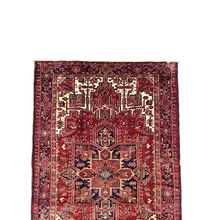 Lade das Bild in den Galerie-Viewer, Cameron - Vintage Heriz Carpet
