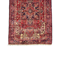 Lade das Bild in den Galerie-Viewer, Cameron - Vintage Heriz Carpet
