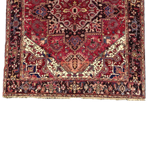 Lade das Bild in den Galerie-Viewer, Shirley - Vintage Heriz Carpet
