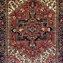 Lade das Bild in den Galerie-Viewer, Kim - Vintage Heriz Carpet
