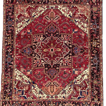 Lade das Bild in den Galerie-Viewer, Shirley - Vintage Heriz Carpet
