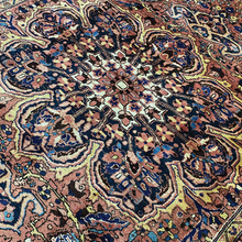 Загрузить изображение в средство просмотра галереи, Marlow - Vintage Heriz Carpet
