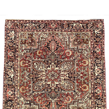 Загрузить изображение в средство просмотра галереи, Poppy - Vintage Heriz Carpet
