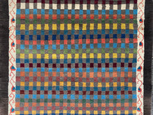 Charger l&#39;image dans la galerie, Ariana - New Moshiri Rug
