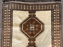 Load image into Gallery viewer, Aria - Vintage Camel Hair Qashqai Rug
