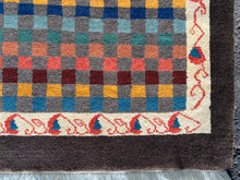 Charger l&#39;image dans la galerie, Ariana - New Moshiri Rug
