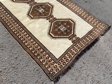 将图片加载到图库查看器，Aria - Vintage Camel Hair Qashqai Rug
