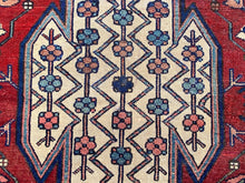 Lade das Bild in den Galerie-Viewer, Farrah - Antique Mazaghan Persian Rug
