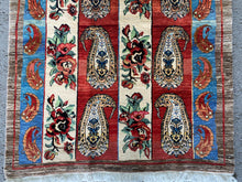 Lade das Bild in den Galerie-Viewer, Dorothy - New Paisley Bidjar Persian Rug
