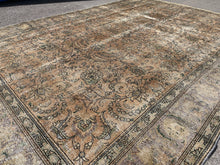 Load image into Gallery viewer, Tiago - Large Vintage Tabriz Carpet
