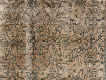 Load image into Gallery viewer, Tiago - Large Vintage Tabriz Carpet
