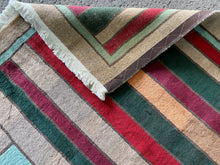 Cargar imagen en el visor de la galería, Briann - New Qashqai  Stripe Rug
