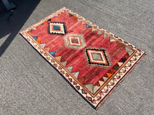 Load image into Gallery viewer, Anya - New Nomad Gabbeh Qashqai Rug
