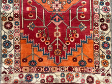 Carregar imagem no visualizador da galeria, Hadi - Vintage Caucasian Kazak Runner
