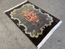 Carregar imagem no visualizador da galeria, Colin - New Moshiri Rose Bouquet Persian Rug - Dark Edition
