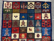 Cargar imagen en el visor de la galería, Becky - New Tribal House Persian Gabbeh Rug
