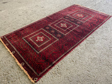 Load image into Gallery viewer, Avril - Vintage Baluchi Rug
