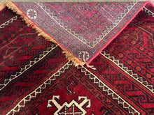 Carica l&#39;immagine nel visualizzatore di Gallery, Avril - Vintage Baluchi Rug
