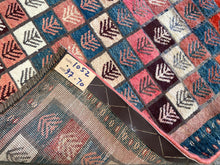 Carregar imagem no visualizador da galeria, Keyvan - Vintage Tribal Qashqai Gabbeh Rug
