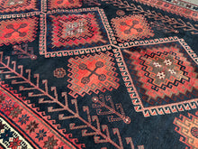 Carica l&#39;immagine nel visualizzatore di Gallery, Hope - Vintage Caucasian Rug
