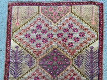 Cargar imagen en el visor de la galería, Clive - Vintage Caucasian Rug
