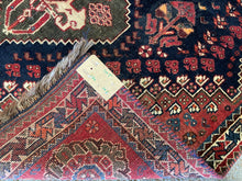 Carica l&#39;immagine nel visualizzatore di Gallery, Jack - Vintage Tribal Qashqai Rug
