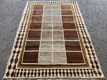 Load image into Gallery viewer, Bailey - New Gabbeh Rug
