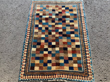 Charger l&#39;image dans la galerie, Aida - Vintage Nomad Gabbeh Rug
