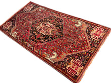 Carregar imagem no visualizador da galeria, Isabella - Vintage Tribal Qashqai Rug
