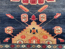 Charger l&#39;image dans la galerie, Julia - Vintage Caucasian Kuba Runner
