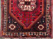 Charger l&#39;image dans la galerie, Ashlyn - Vintage Qashqai Rug
