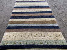 将图片加载到图库查看器，Aubrey - Attractive Qashqai  Gabbeh Rug
