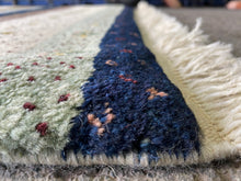 将图片加载到图库查看器，Aubrey - Attractive Qashqai  Gabbeh Rug
