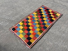 Lade das Bild in den Galerie-Viewer, Alvin - New Tribal Gabbeh Rug
