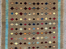 Lade das Bild in den Galerie-Viewer, Claudia - New Moshiri Rug
