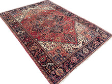 Lade das Bild in den Galerie-Viewer, Talia - Large Vintage Heriz Carpet
